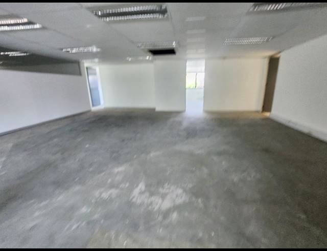 313M² RETAIL TO LET IN RANDJESPARK